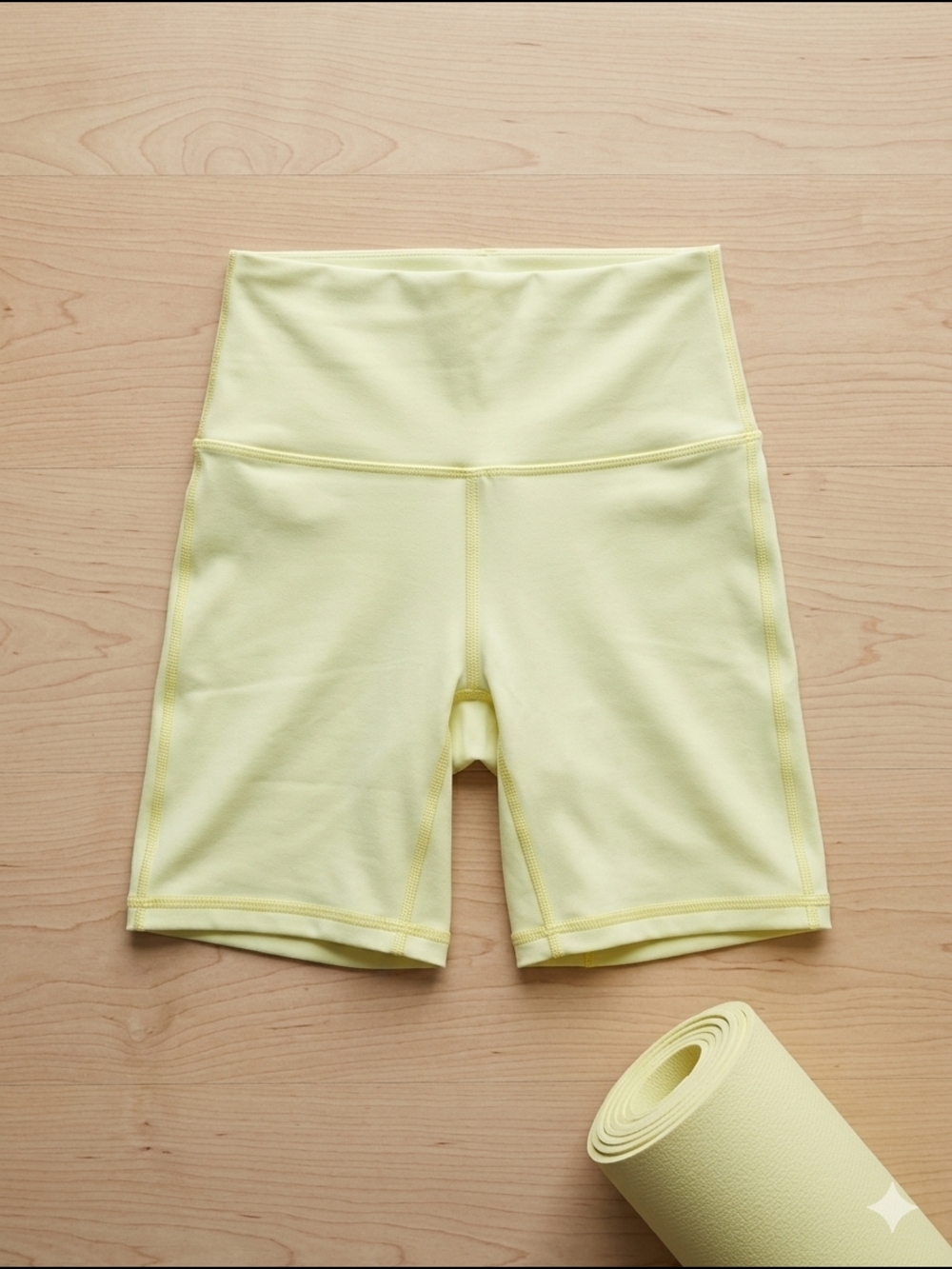 NWT FABLETICS BIKE SHORTS SIZE XXS